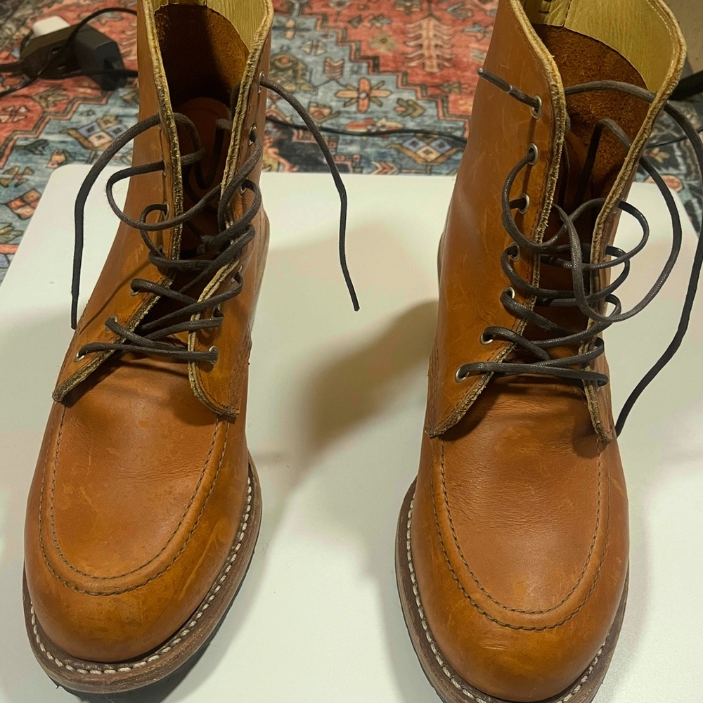 Red Wing Women’s Clara in Oro - Picture 3 of 7